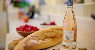 Francúzsko Vám praje Bon appétit Francúzsko Vám praje Bon appétit